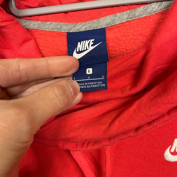 #220 Excellent Condition Nike Sweatshirt Color Red Size L - Picture 3 of 3
